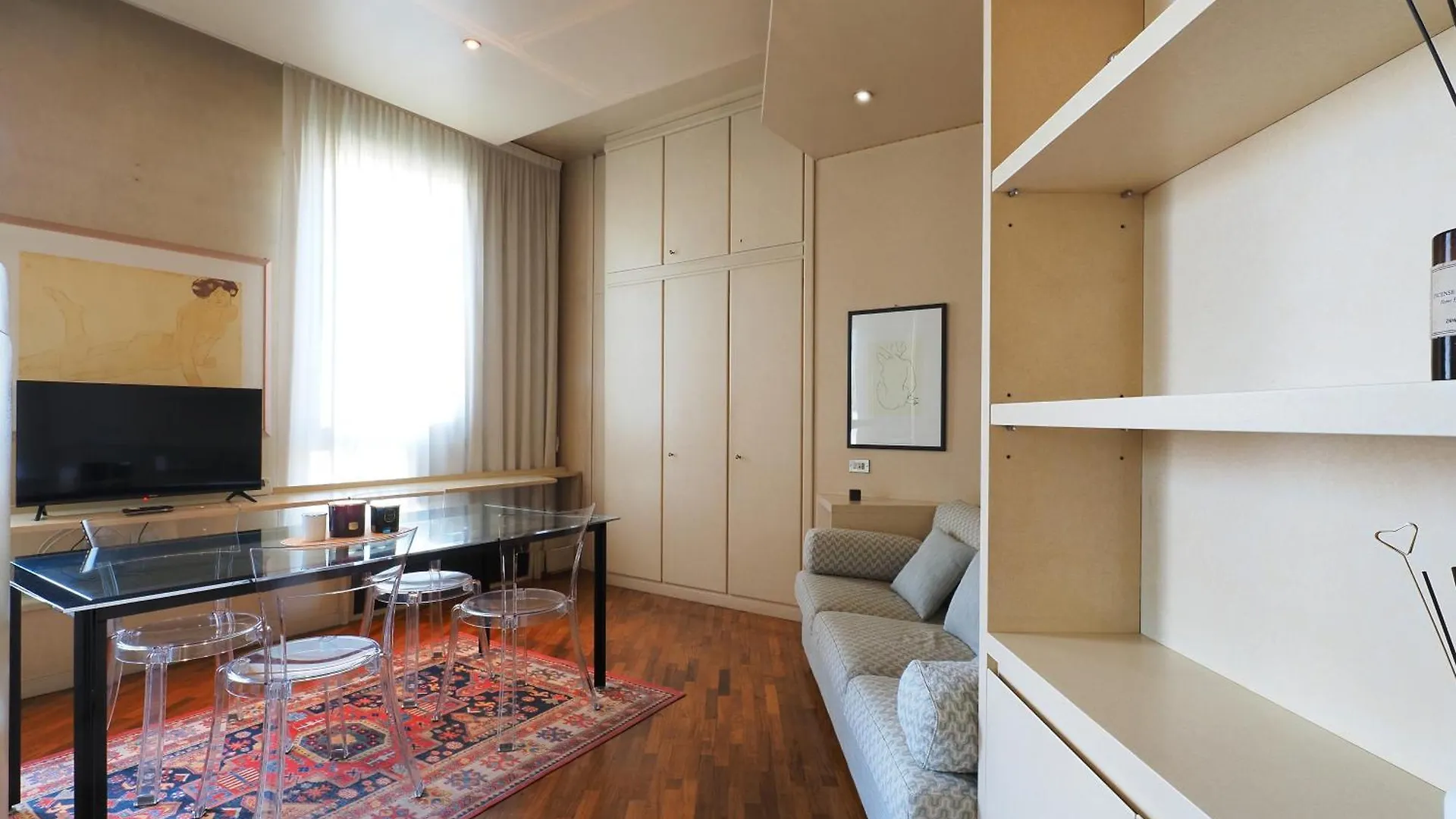 Duomo Luxury Apartment IX Милан